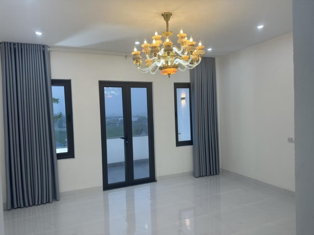 Nhà 4 Tầng Mặt Tiền Kinh Doanh - 95m² - Ô Tô Đỗ Cửa