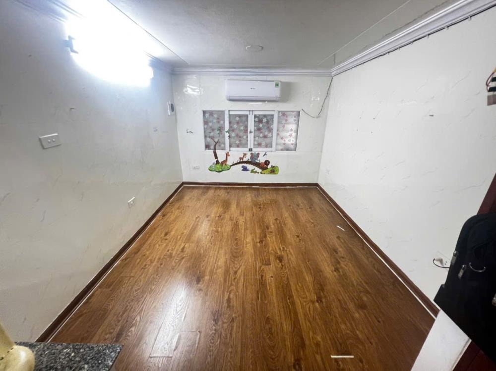 Bán Nhà Riêng Khâm Thiên, Đống Đa - 3PN, 4WC, 3.8 tỷ - Vị Trí Đẹp