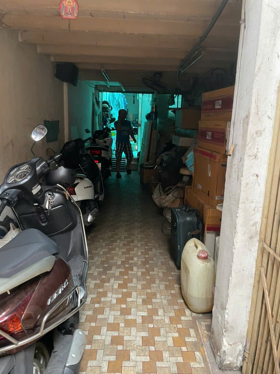 Cho Thuê Nhà Nguyên Căn Quận 5: 170m2, 2 Lầu, Giá 27tr/tháng - Trần Phú, P7