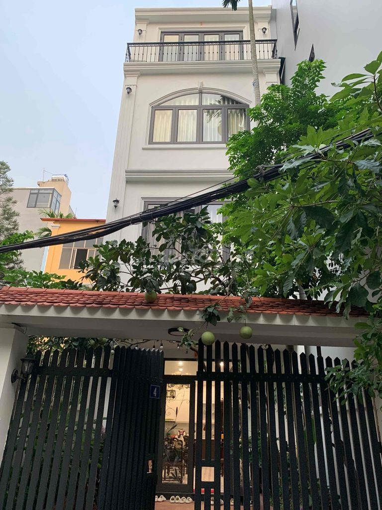 🌿 Bán nhà 4 tầng có sân vườn Tây Hồ | Ngõ ô tô - Vị trí đẹp