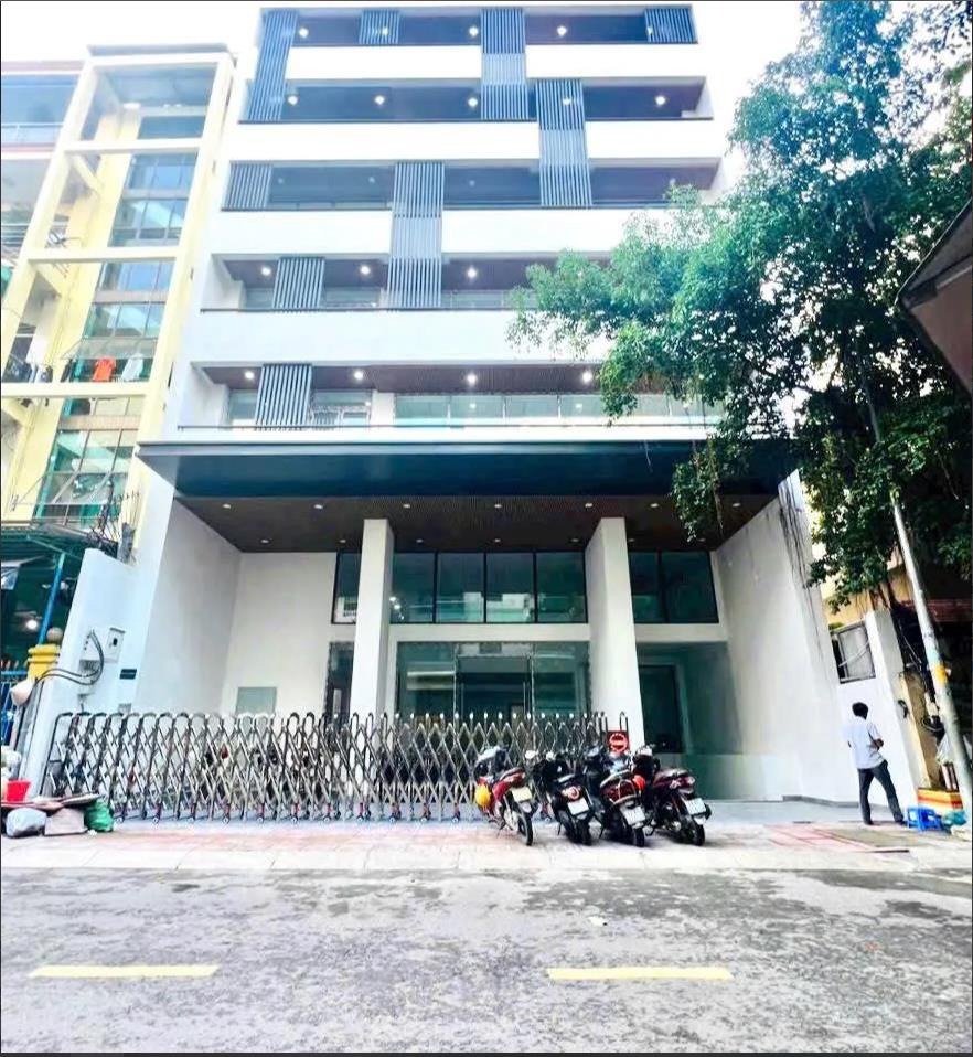 Cho Thuê Dài Hạn Tòa Nhà Văn Phòng Cao Cấp 1900m2 Quận 3 - Giá 600 triệu/tháng