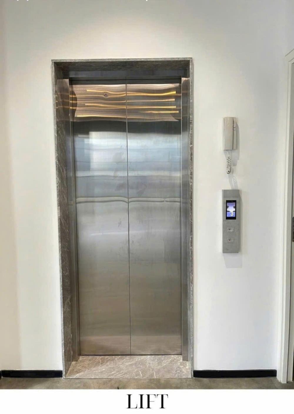 Cho Thuê Tòa Nhà VP Cao Cấp 5900m2, Mặt Tiền Hai Bà Trưng, Quận 1