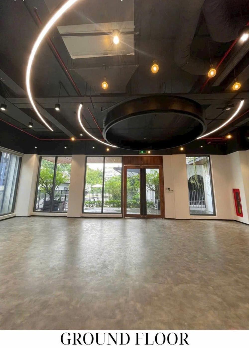 Cho Thuê Tòa Nhà VP Cao Cấp 5900m2, Mặt Tiền Hai Bà Trưng, Quận 1