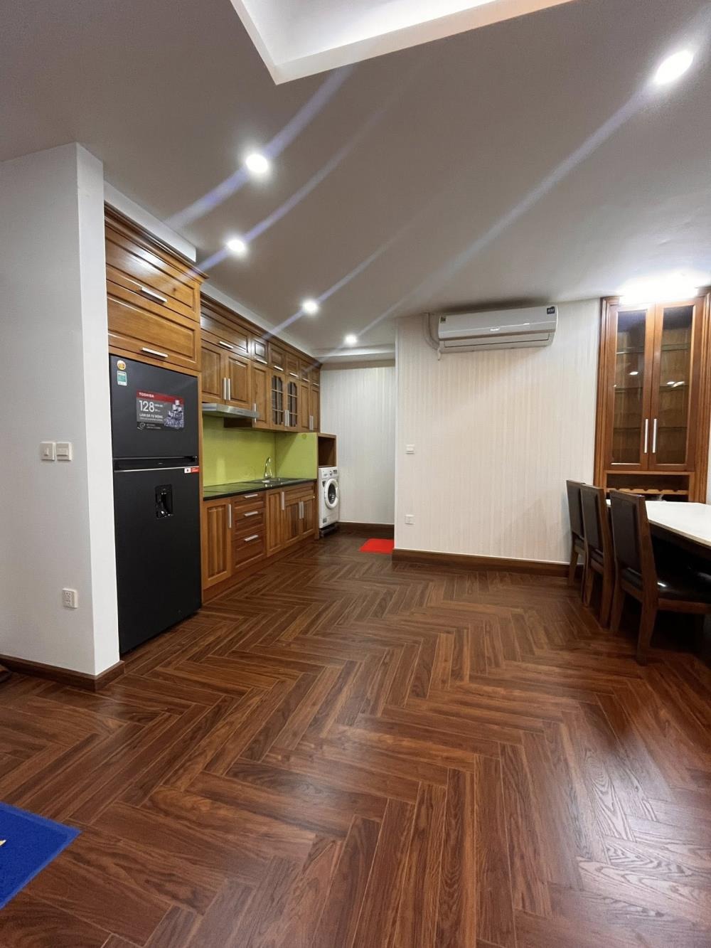 Căn Hộ EuroWindow Trần Duy Hưng 93.5m² - 3PN Full Nội Thất, Giá 8.3 Tỷ
