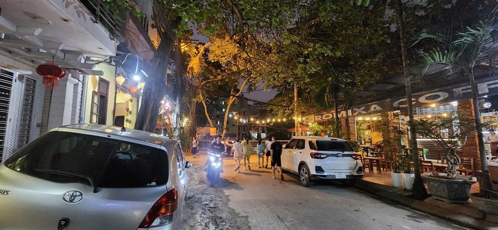 Cho Thuê Nhà Phân Lô Trần Phú, Hà Đông: Mặt Tiền Đẹp, Thông Sàn, Giá Tốt