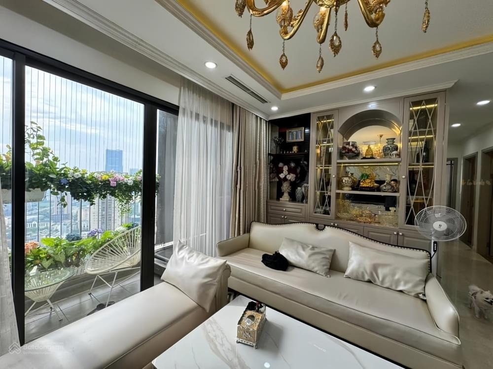 Bán Gấp Căn Hộ Vinhomes D’Capital 3PN - Full Đồ - Giá 8.9 Tỷ