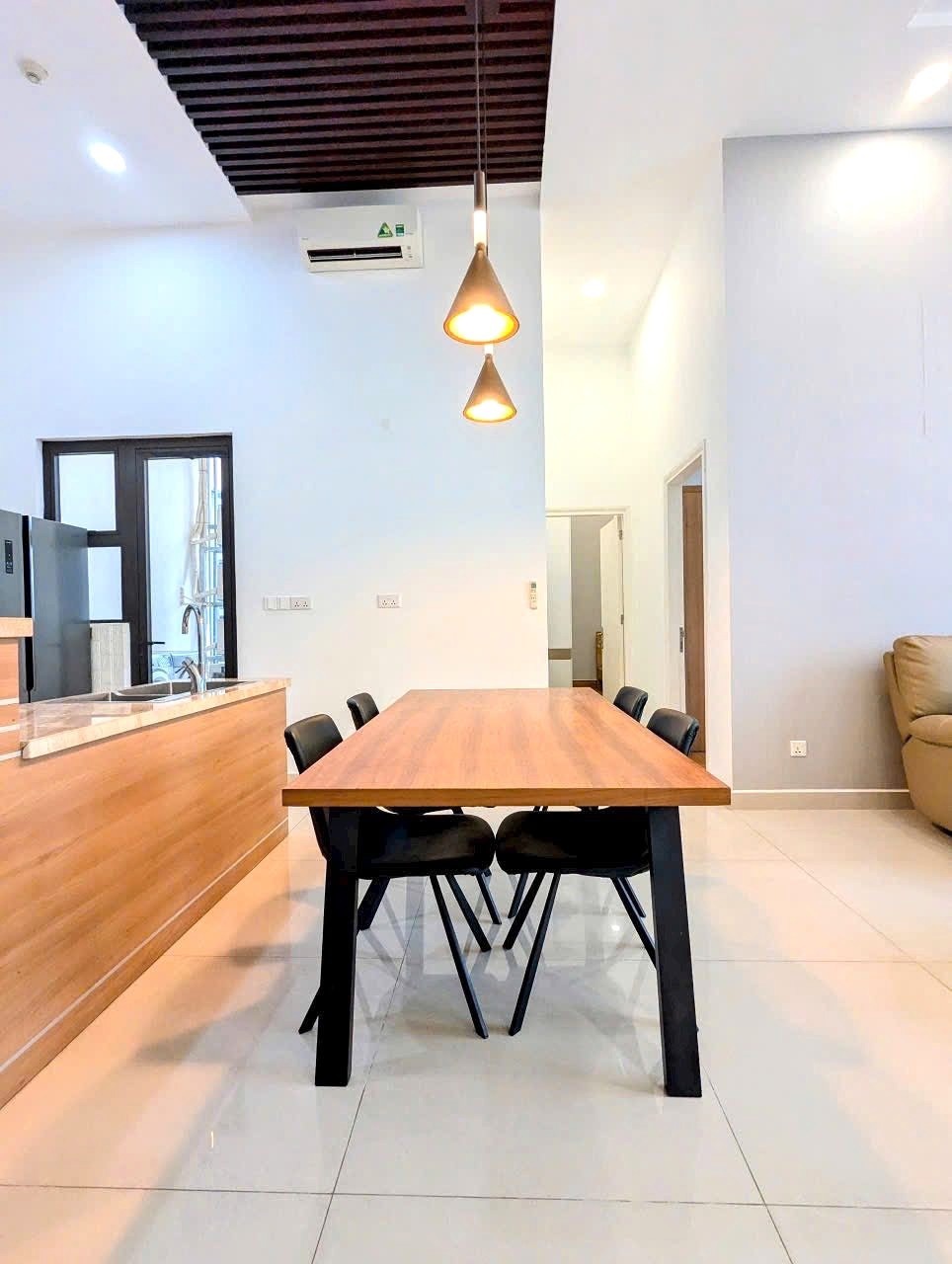 Cho Thuê Căn Hộ 3PN View Đẹp Riviera Point - Giá 34tr/Tháng