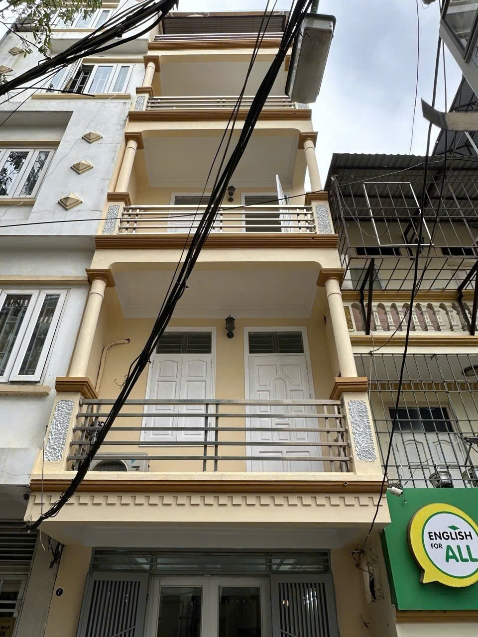 Cho Thuê Nhà 5 Tầng Phố Dương Văn Bé, Hai Bà Trưng - Giá 17tr/Tháng
