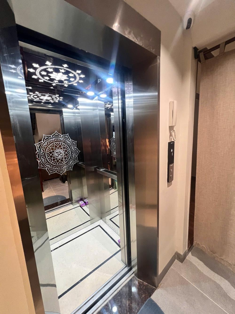 Cho Thuê Tầng 1, 2 - 50m2/sàn - Phạm Ngũ Lão, Hoàn Kiếm - Vị Trí Đắc Địa