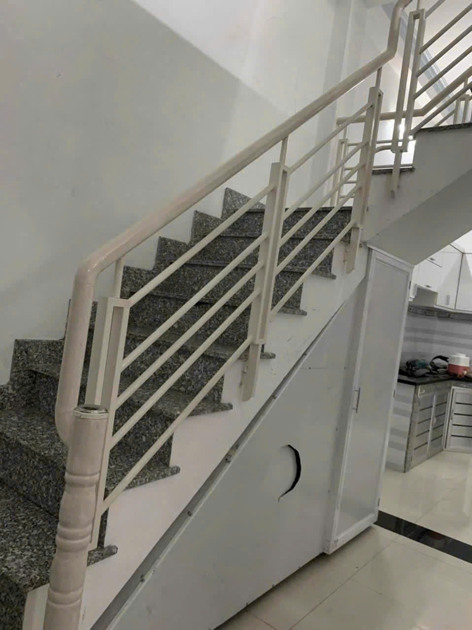 Bán Nhà 2 Tầng Phú Nhuận - 41m2, 5.8 tỷ - Vị Trí Đắc Địa