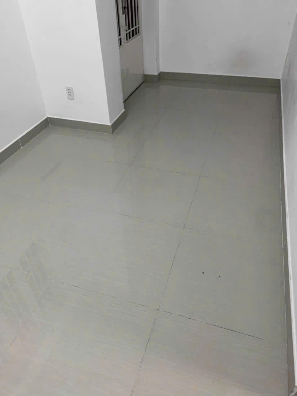 Bán Nhà 2 Tầng Phú Nhuận - 41m2, 5.8 tỷ - Vị Trí Đắc Địa