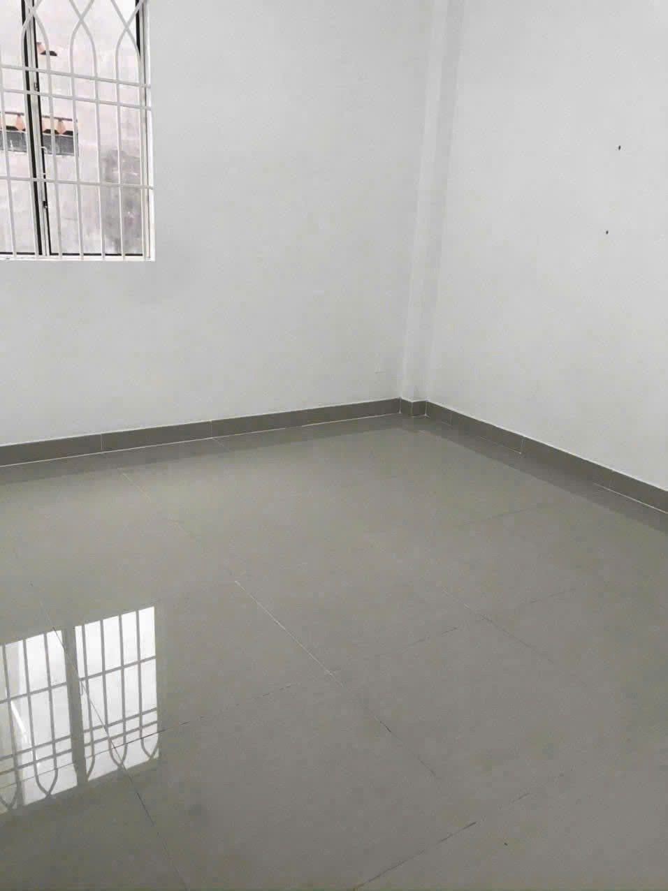 Bán Nhà 2 Tầng Phú Nhuận - 41m2, 5.8 tỷ - Vị Trí Đắc Địa