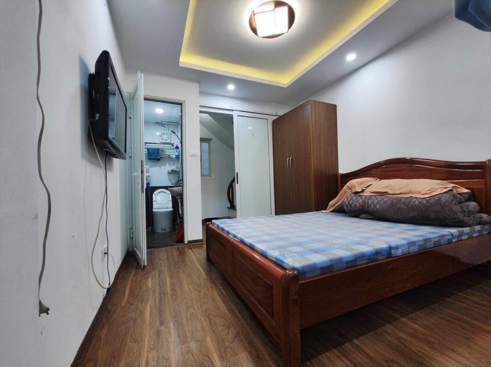 Cho Thuê Nhà Nguyên Căn Phố Ngọc Hà, Ba Đình - Full Đồ, Giá Tốt
