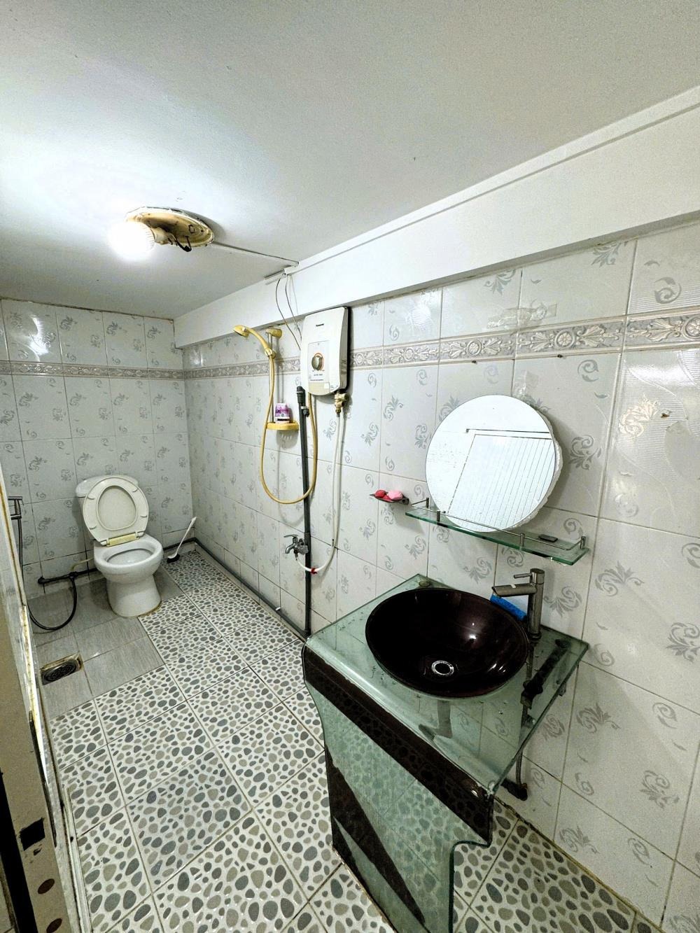 Cho Thuê Nhà 80m2, 2 Phòng Ngủ, Đường 11, Thủ Đức - Giá 8 Triệu/Tháng