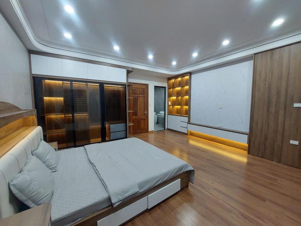 Bán Nhà Nguyễn Chính - Ô Tô Đỗ Cổng - 7 Tỷ - Hoàng Mai
