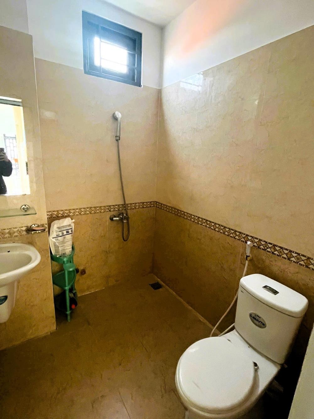 Cho Thuê Nhà Thủ Đức 1 Trệt 1 Lầu, 4 Phòng Ngủ - Giá 18 Triệu/Tháng