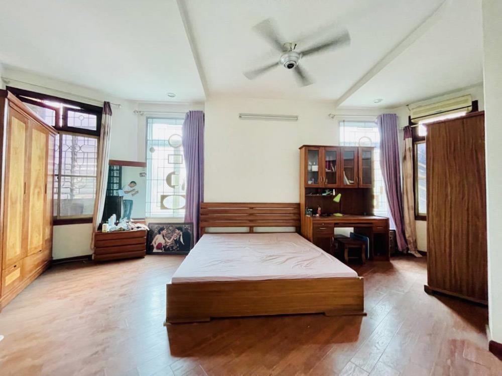 Bán nhà phố Quận Đống Đa - 66m2, 5 tầng, 16.3 tỷ - Vị trí đẹp, kinh doanh đắt