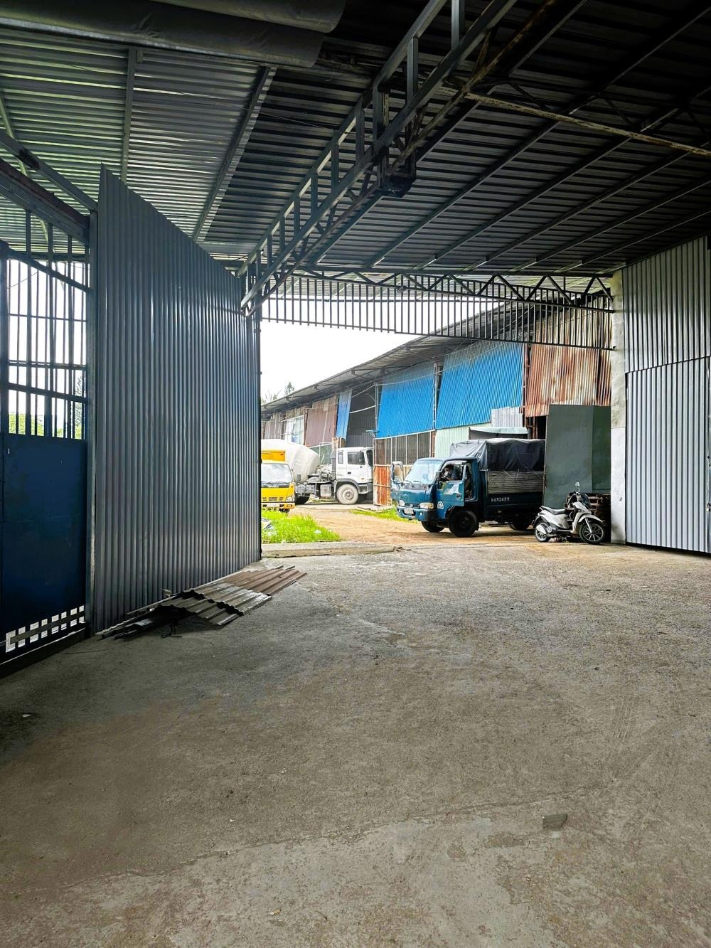 Cho Thuê Kho Xưởng 550m2 Thủ Đức - Xe 10 Tấn, Giá 26 Triệu/Tháng