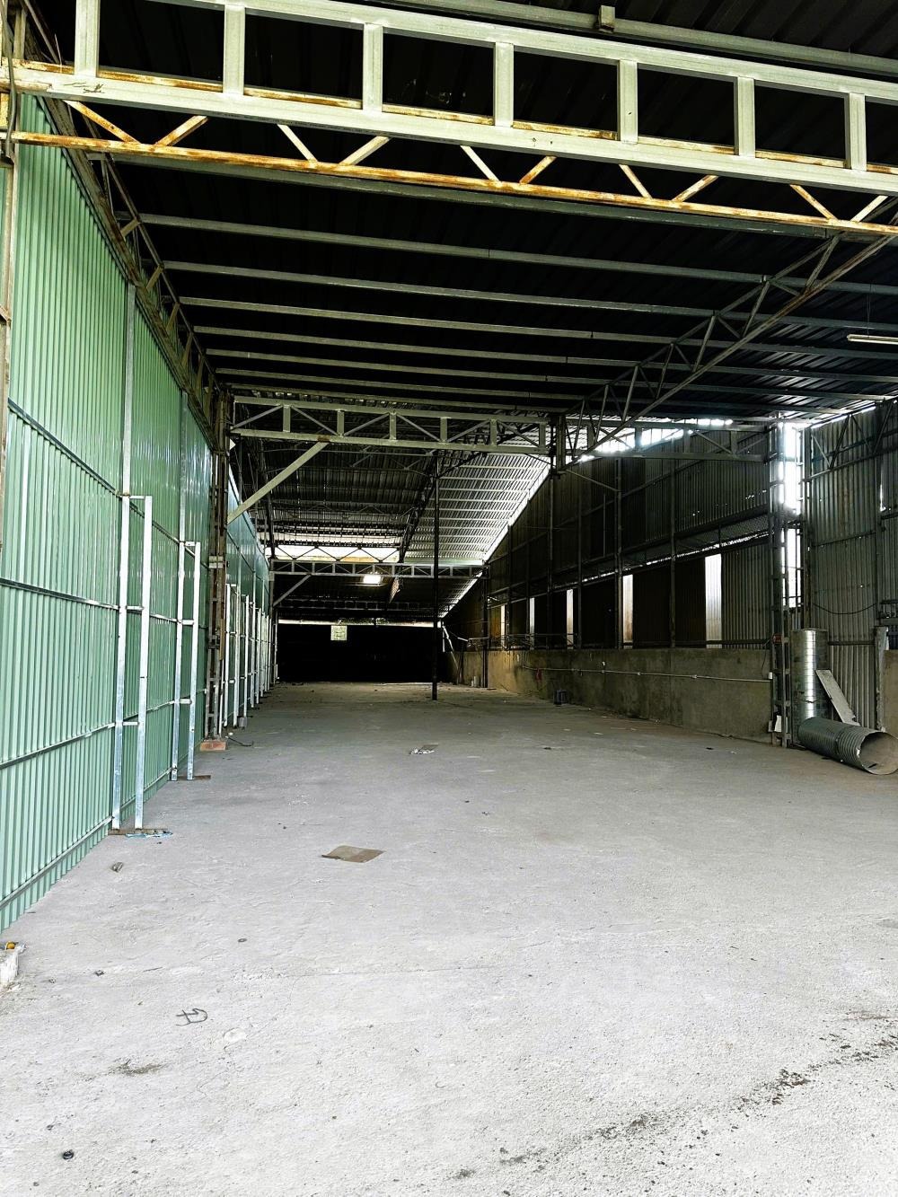 Cho Thuê Kho Xưởng 550m2 Thủ Đức - Xe 10 Tấn, Giá 26 Triệu/Tháng