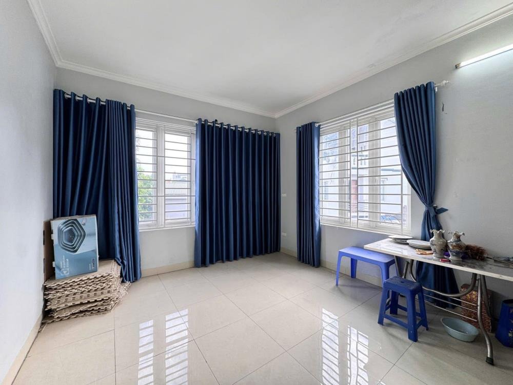 Trứng Vàng Đầu Tư Tây Mỗ: Nhà 80m2, 4 Tầng, Mặt Tiền 7m, Ô Tô Đỗ Cửa - Giá Tốt