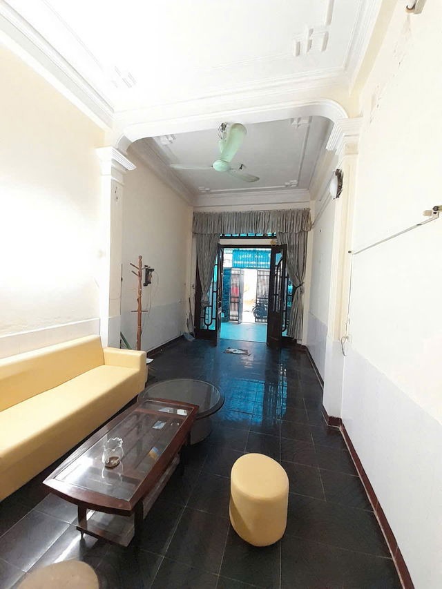 Nhà Phố Vương Thừa Vũ - 86m2, 4 Tầng, 17.5 tỷ - Vị Trí Đắc Địa, Ô Tô Đỗ Cửa