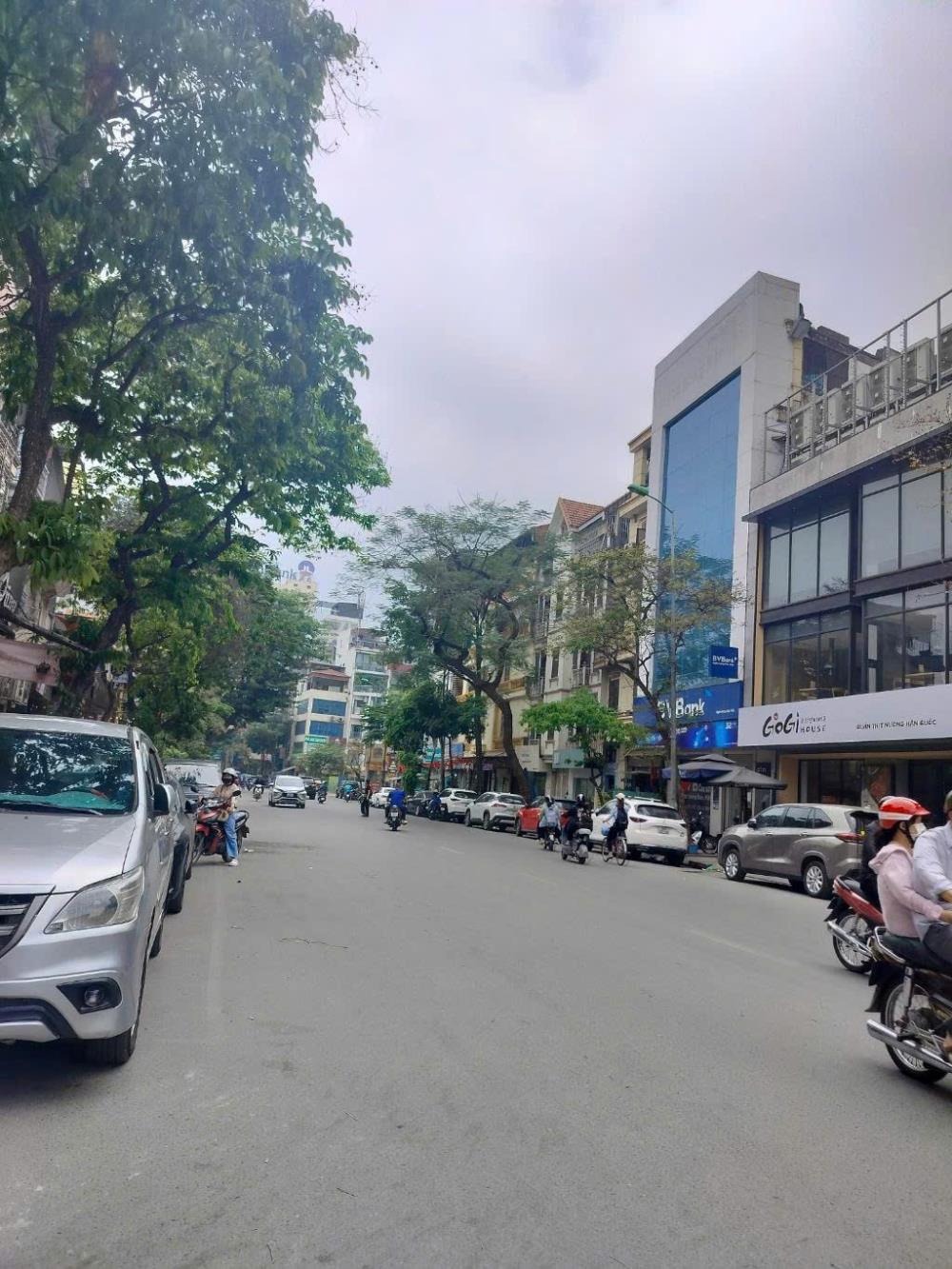 Bán nhà đẹp Giang Văn Minh - Vị trí đắc địa, giá tốt nhất Ba Đình