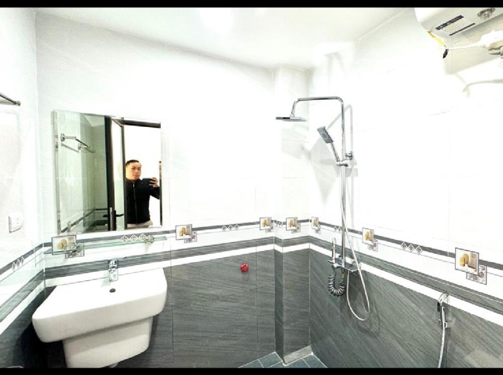 Bán nhà mới 5 tầng, có thang máy, Thạch Bàn, Long Biên - 8.98 tỷ
