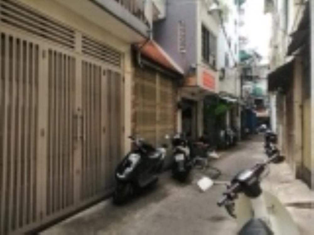 Bán nhà Quận 3 - 33m2, 4 tầng, 5PN, Giá 6.3 tỷ - Vị trí đắc địa