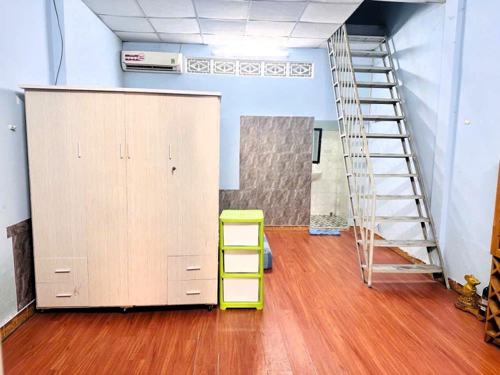 Cho Thuê Nhà Xưởng, Văn Phòng Thủ Đức - 176m², 4PN, Xe Hơi