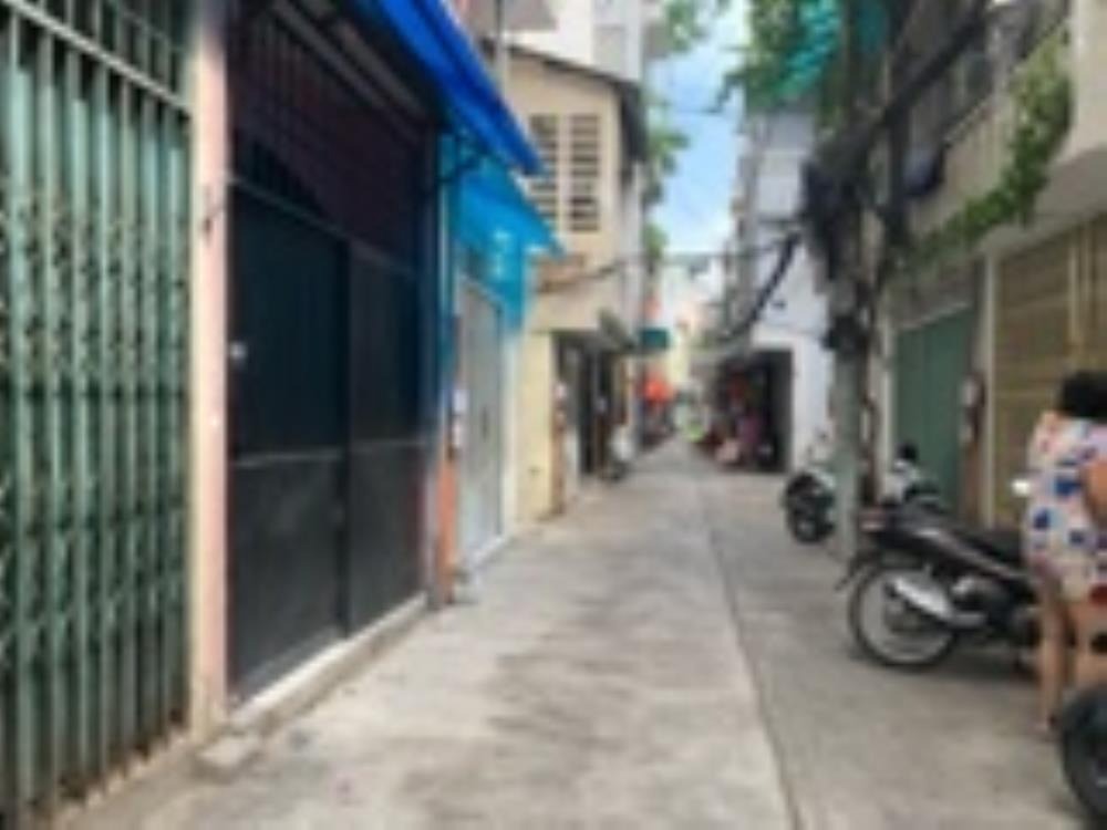 Bán nhà Quận 3, 33m2, 4 Tầng, 5PN, Giá 6.3 tỷ - Vị trí đẹp, Sổ Chính Chủ