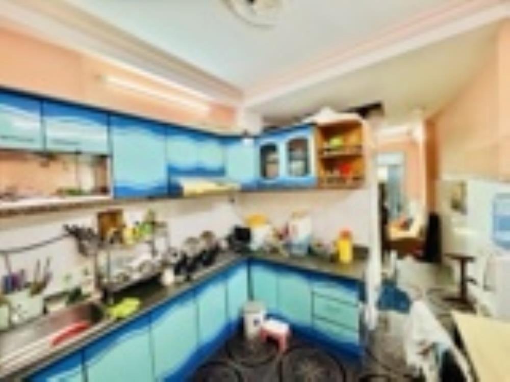 Bán nhà Quận 3, 33m2, 4 Tầng, 5PN, Giá 6.3 tỷ - Vị trí đẹp, Sổ Chính Chủ