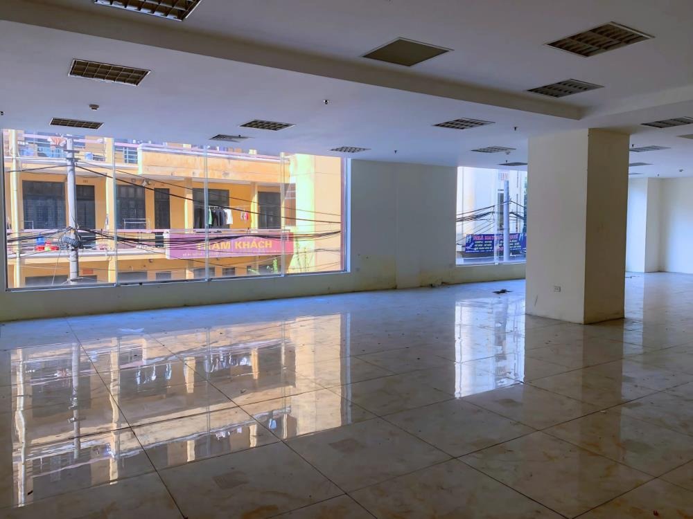 Cho Thuê Mặt Bằng Tầng 3 Phạm Văn Đồng - Diện Tích Lớn, Giá Tốt