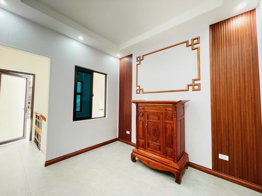 Bán Nhà Cầu Giấy 3 Mặt Thoáng, Luxury, Nội Thất Cao Cấp - Giá 7.85 tỷ