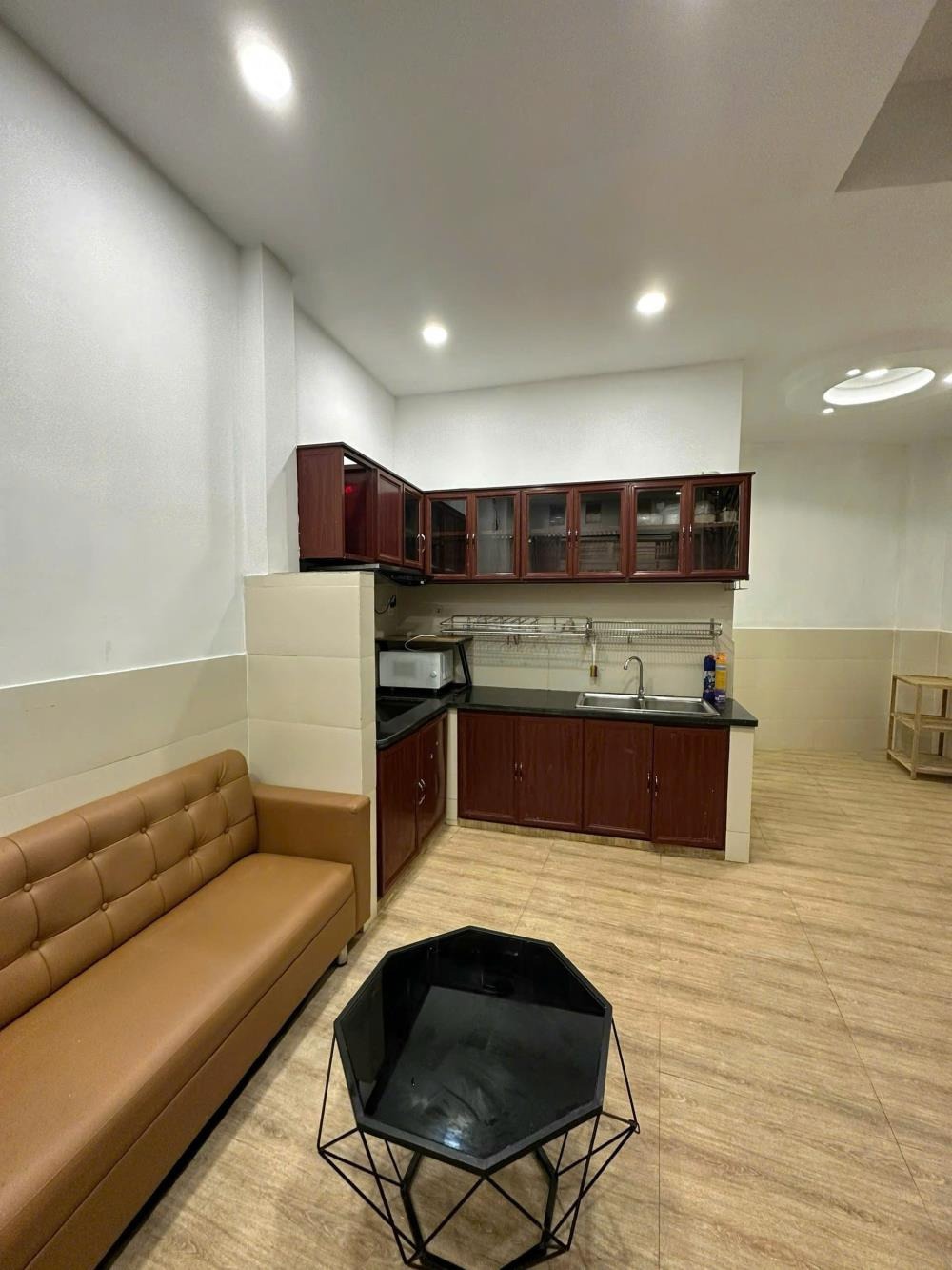 CC Bán Nhà Phố 3 Tầng Ngô Tất Tố, P21, 95m2, 4.95 Tỷ - Vị Trí Đắc Địa