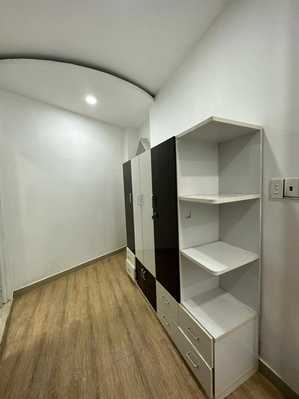 CC Bán Nhà Phố 3 Tầng Ngô Tất Tố, P21, 95m2, 4.95 Tỷ - Vị Trí Đắc Địa