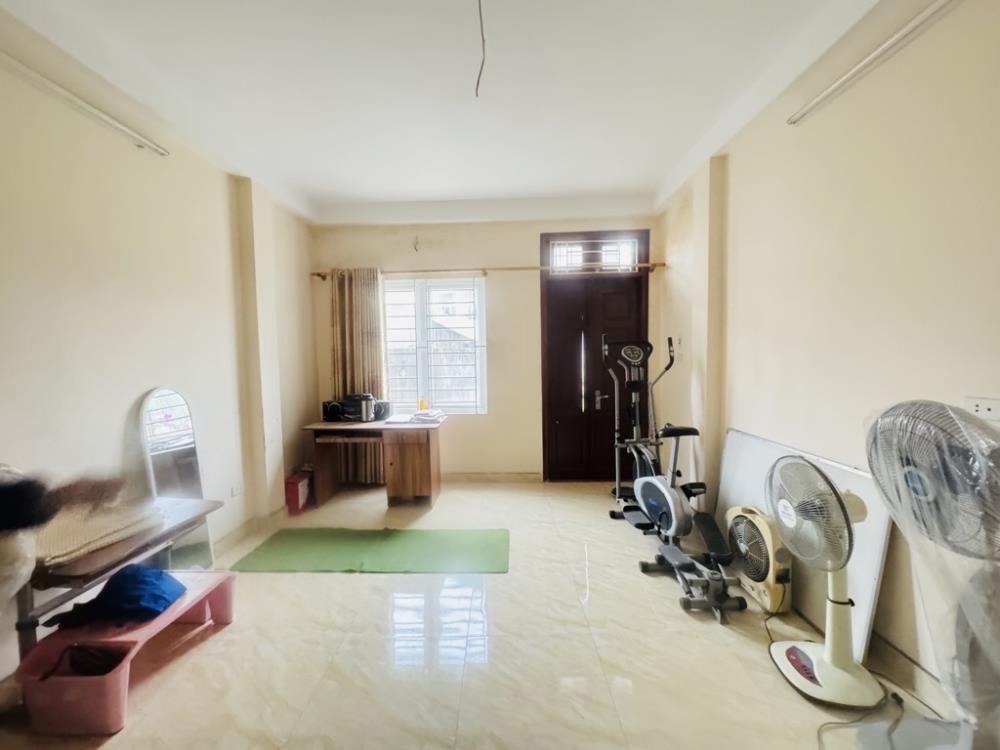 Bán nhà Hoàng Mai Giá Tốt - 30m2, 5 Tầng, Gần Feliz Homes, 6.8 Tỷ