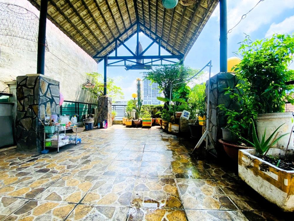 Bán nhà 3 tầng, 87m2, Thủ Đức - Giá 7.3 tỷ - Sổ Hồng, Hoàn Công