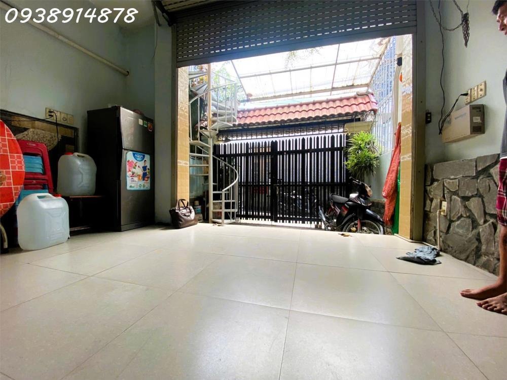 Bán nhà 3 tầng, 87m2, Thủ Đức - Giá 7.3 tỷ - Sổ Hồng, Hoàn Công