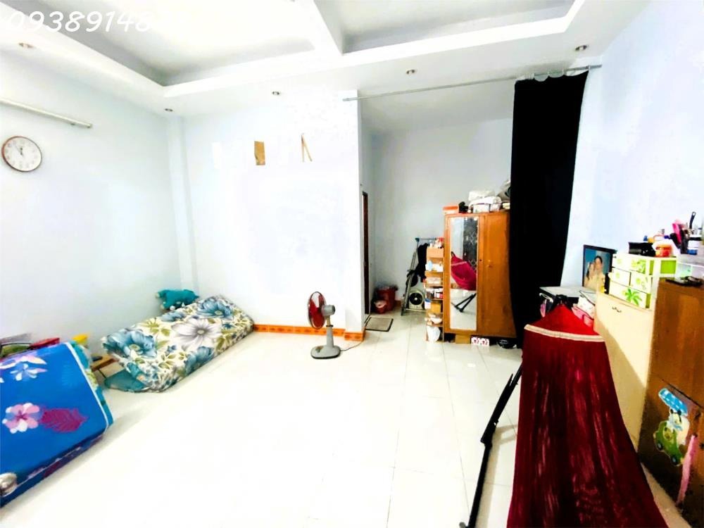 Bán nhà 3 tầng, 87m2, Thủ Đức - Giá 7.3 tỷ - Sổ Hồng, Hoàn Công