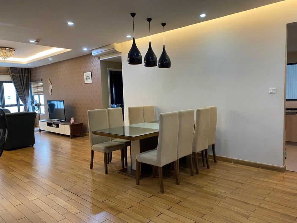 Bán Căn Hộ Mulberry Lane 114m2, 2PN, Tầng Trung, View Đông Nam - Giá 6.5 Tỷ