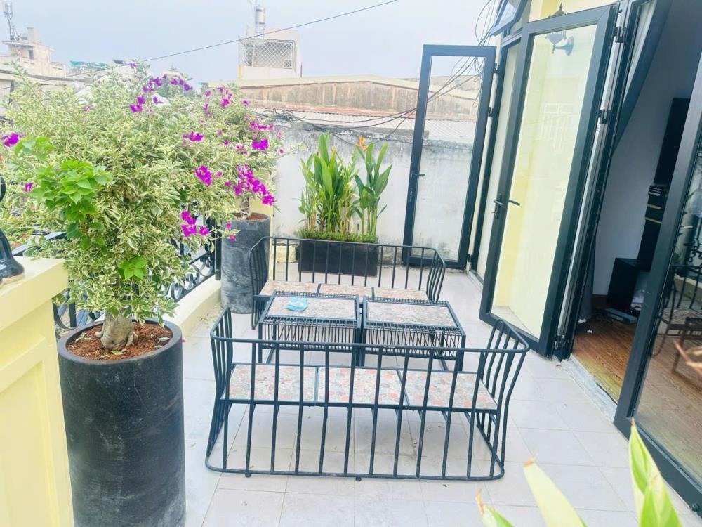 Bán nhà 170m2, 2 Tầng, 3 PN, Sổ Hồng Hoàn Công - Giá 9.8 tỷ - Linh Đông, Thủ Đức