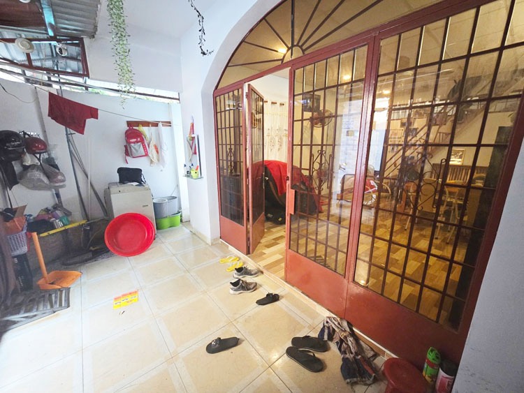 Nhà Hẻm Xe Hơi Tân Phú: 4.5x15m, Giá 5 Tỷ+ - Đầu Tư/Ở