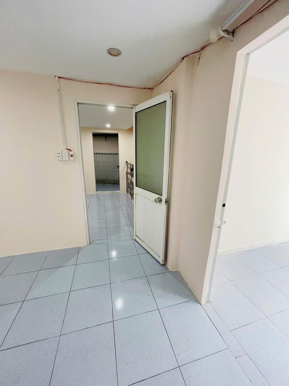 Bán Nhà Hẻm Đường 14 Linh Chiểu, Thủ Đức - 3.08 Tỷ - Sổ Riêng, Gần Chợ