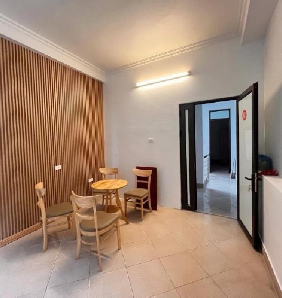 Bán nhà trung tâm Cầu Giấy - Dịch Vọng Hậu - 36m² - Giá 10.3 tỷ - Ngõ thông thoáng
