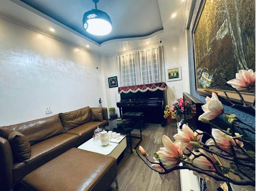 Bán Nhà Đại Linh, Nam Từ Liêm: 72m² - 12.3 Tỷ - Ô Tô Vào Cửa - Lợi Nhuận Cao