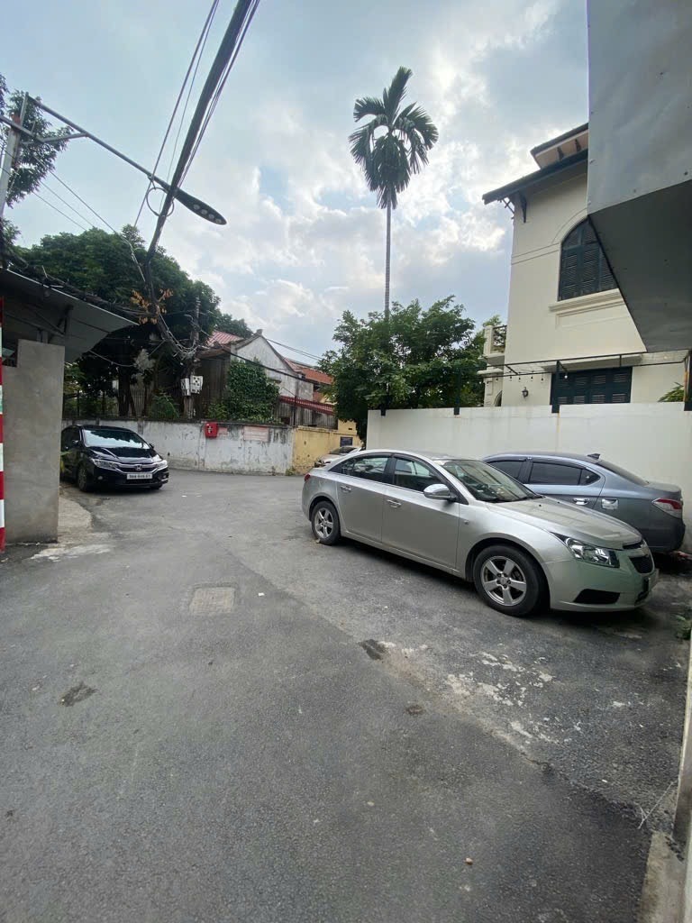 Bán Đất Lạc Long Quân, Xuân La, Tây Hồ: Vị Trí Đắc Địa, Kinh Doanh Tốt