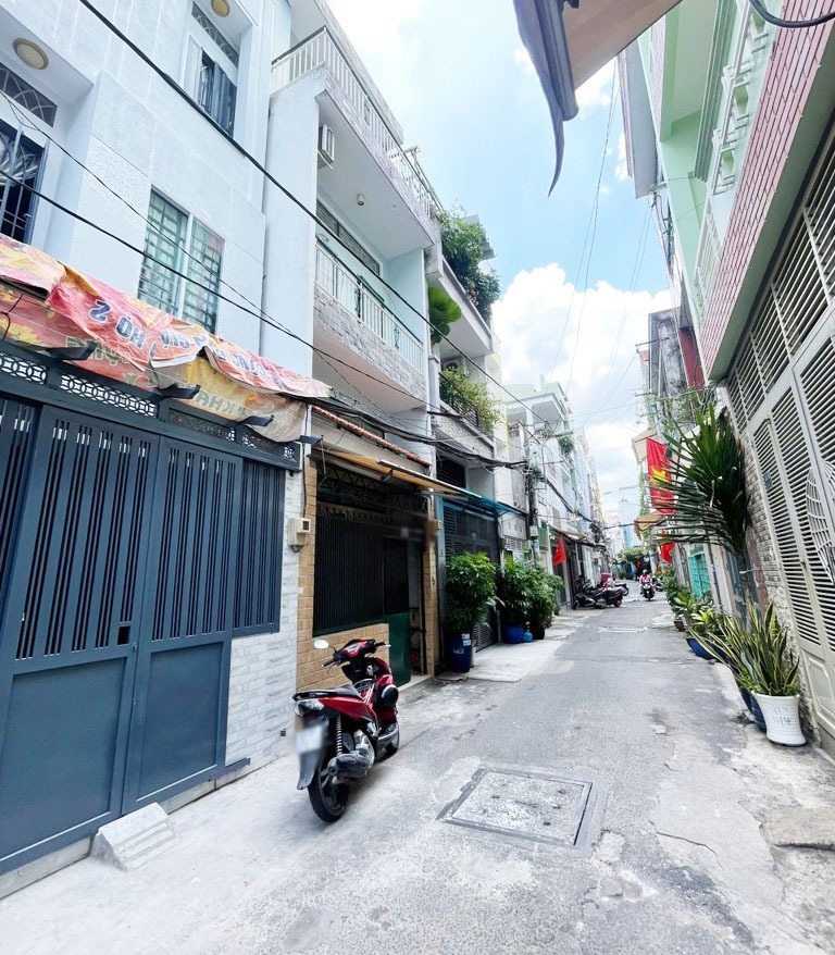 Nhà phố Tân Bình: 4 Tầng, Hẻm Xe Hơi, Giá 6 Tỷ Thương Lượng