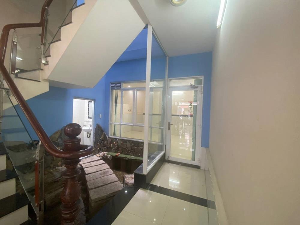 Bán Gấp Nhà 4 Tầng, Chợ Vải Phú Thọ Hòa - 12.9 Tỷ - Vị Trí Vàng Kinh Doanh