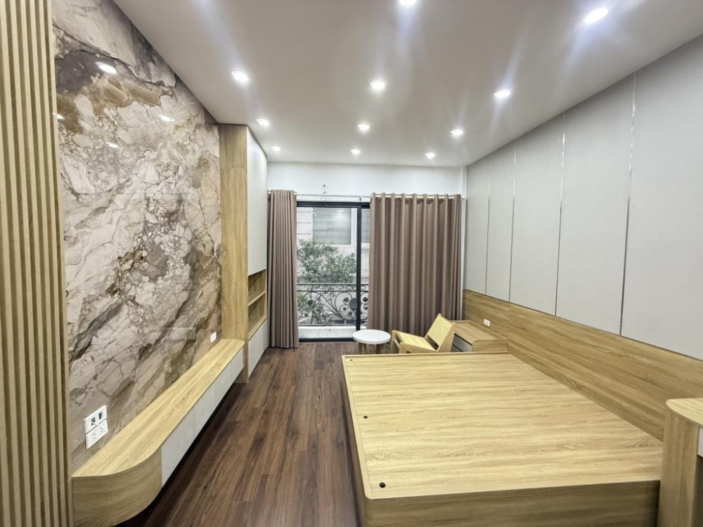 Nhà Phân Lô Cầu Giấy - 44m2, 6 Tầng, Thang Máy, Garage Ô Tô - 15.8 Tỷ