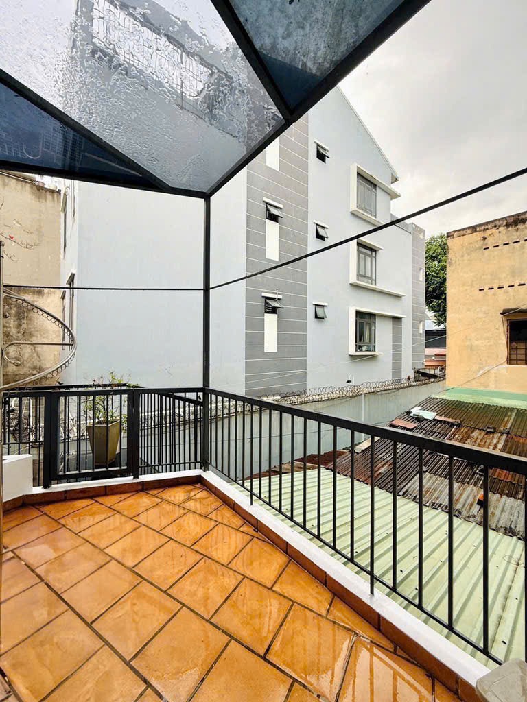 Bán Nhà Gò Vấp 80m2, 3 Tầng, Full Nội Thất, Vị Trí Đắc Địa - 5.85 Tỷ
